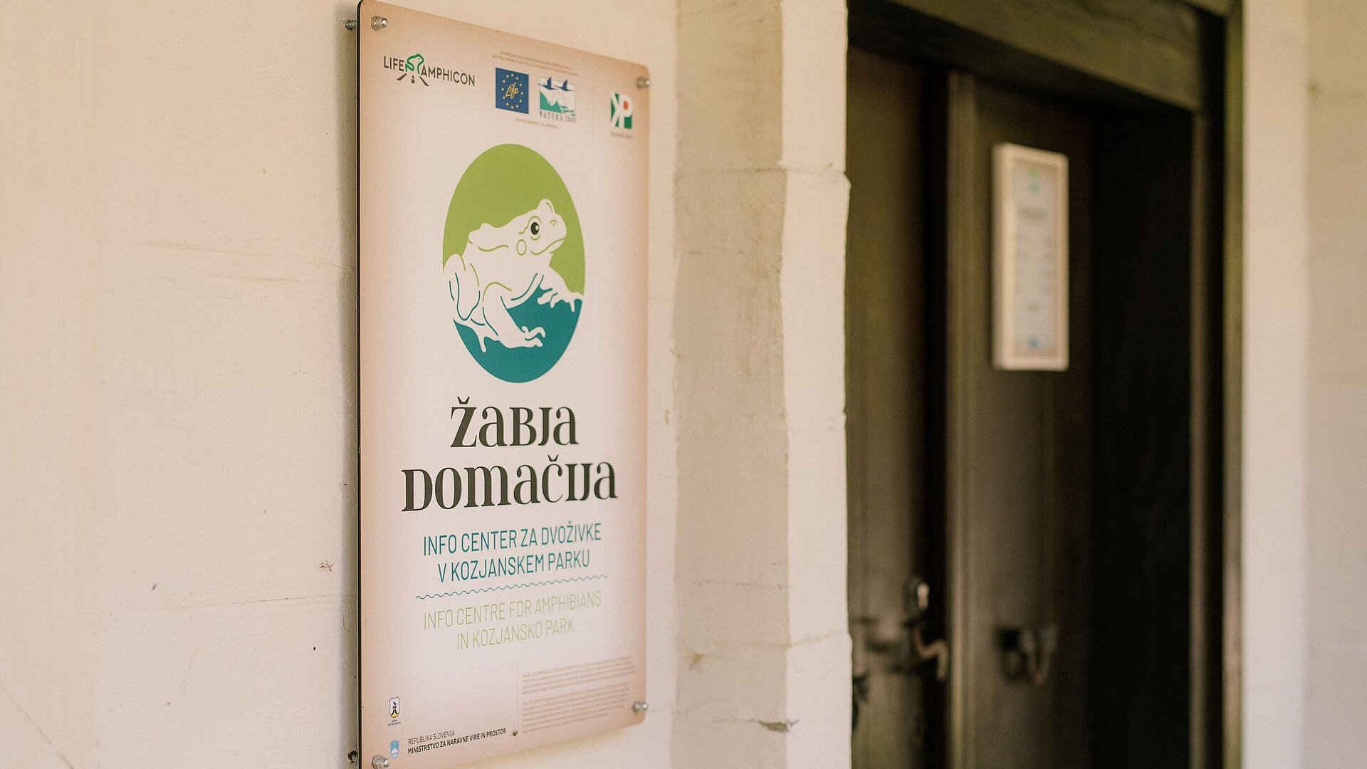 Info center za dvoživke v Kozjanskem parku Žabja domačija (foto: Mojca Valenčak)
