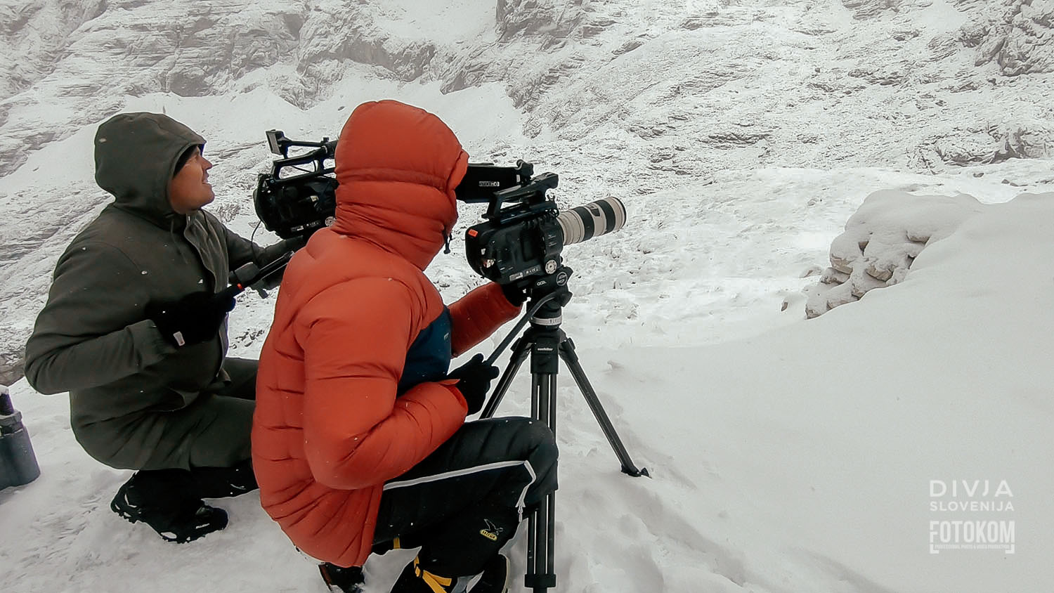 slika prikazuje snemanje dok. filma Divja Slovenija 