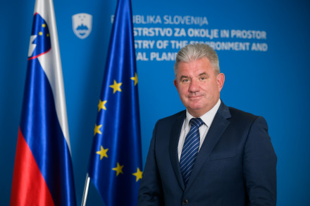 portret ministra mag. Andreja Vizjaka